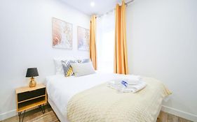 New Studio In Paris 8